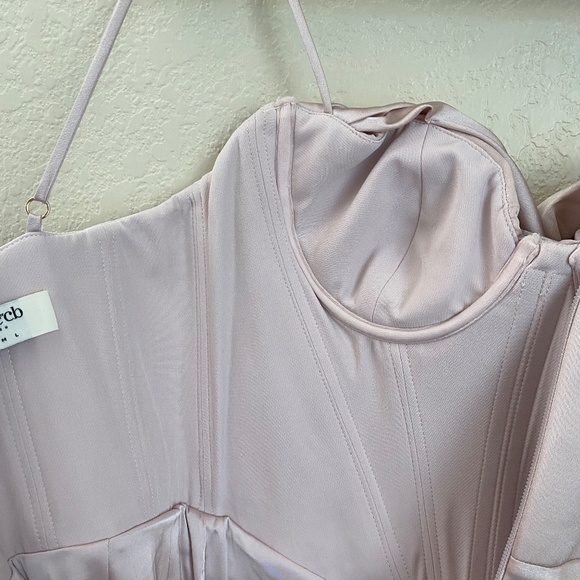 house of cb Myrna‎ dress in color crystal (light pink/champagne) NWOT size XS - Picture 10 of 14